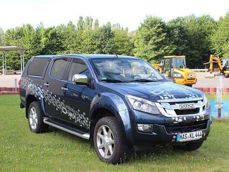 Blau Gebraucht 2014 Isuzu D-Max Abholung | 17.900 € - Bild 1/4