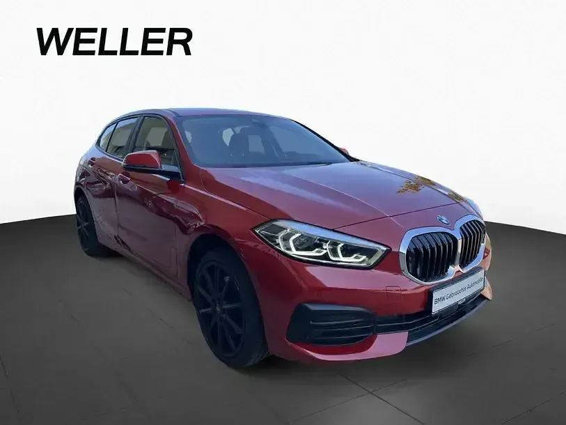 Gebraucht BMW 118 Advantage 136 PS (100 kW) 2023 Rot Limousine