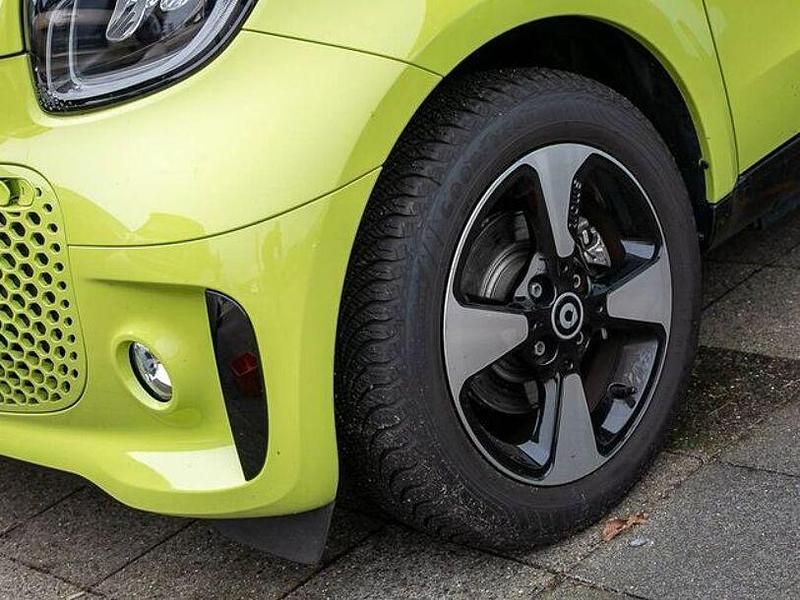Gebraucht Smart ForTwo Electric Drive Exclusive 60 kW (82 PS) 2023 Grün