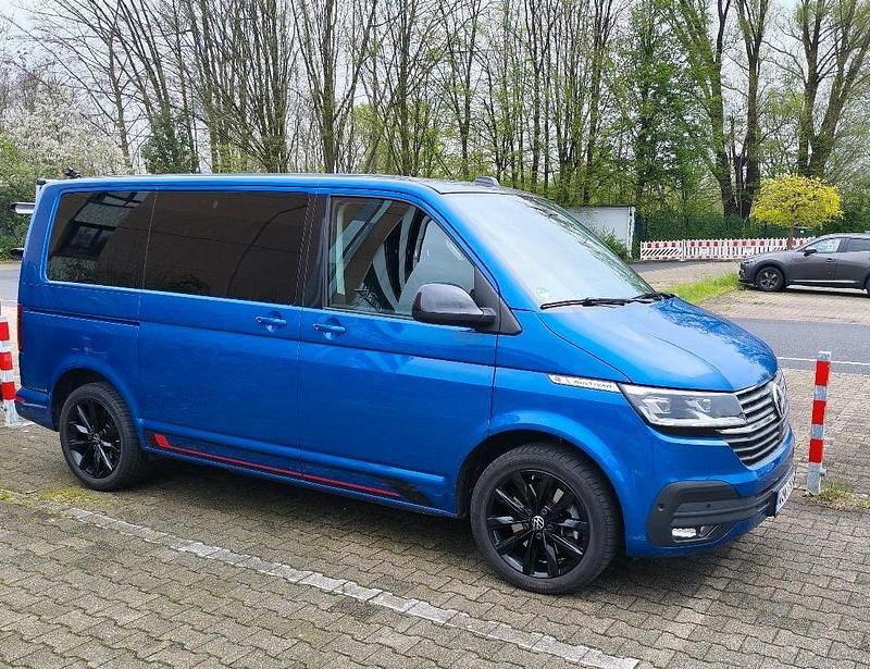 Gebraucht VW Multivan Comfortline 204 PS (150 kW) 2021 Blau Van