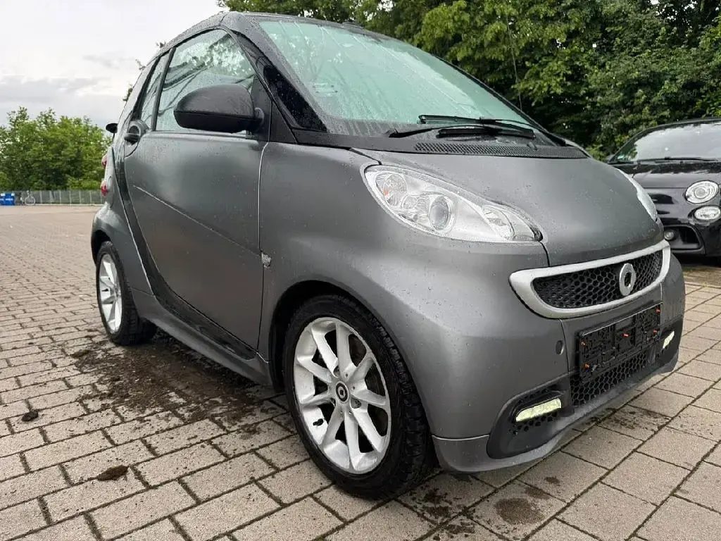 Gebraucht Smart ForTwo Cabrio 71 PS (52 kW) 2013 Tridion schwarz Cabrio