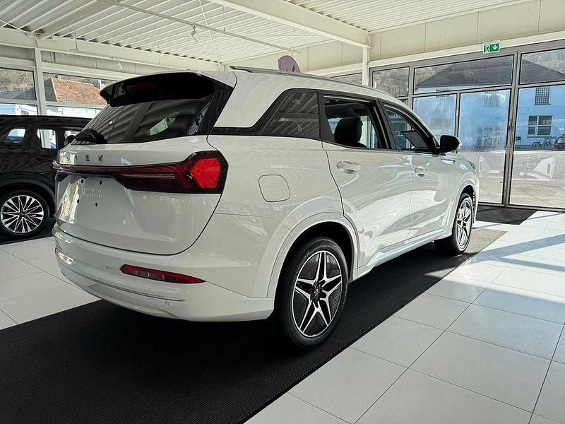 Second-hand DFSK E5 279 CP (205 kW) 2025 Negru SUV