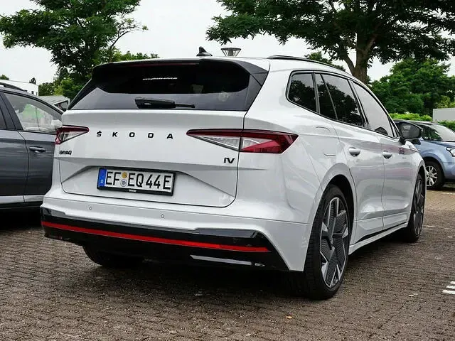 Gebraucht Skoda Enyaq iV RS 219 kW (299 PS) 2024 Weiß SUV