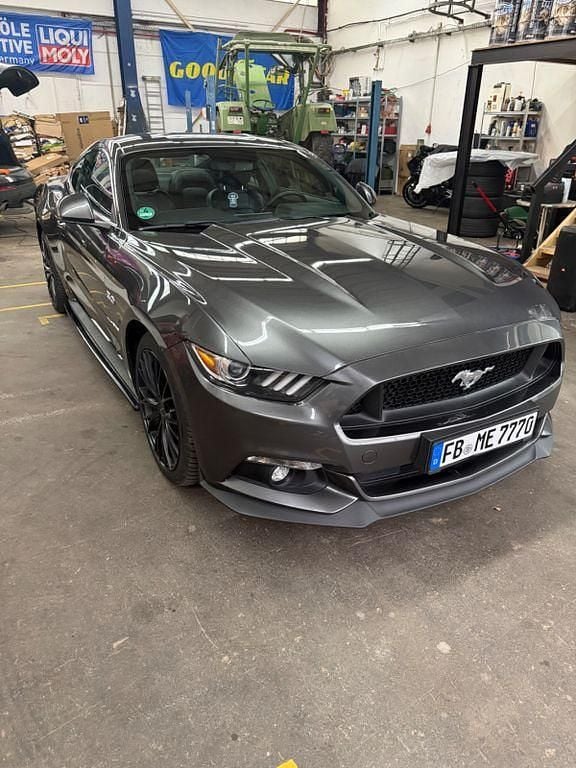 Gebraucht Ford Mustang GT 421 PS (309 kW) 2016 Grau Coupé