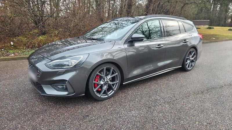 Gebraucht Ford Focus Performance Edition 280 PS (205 kW) 2019 Grau Kombi