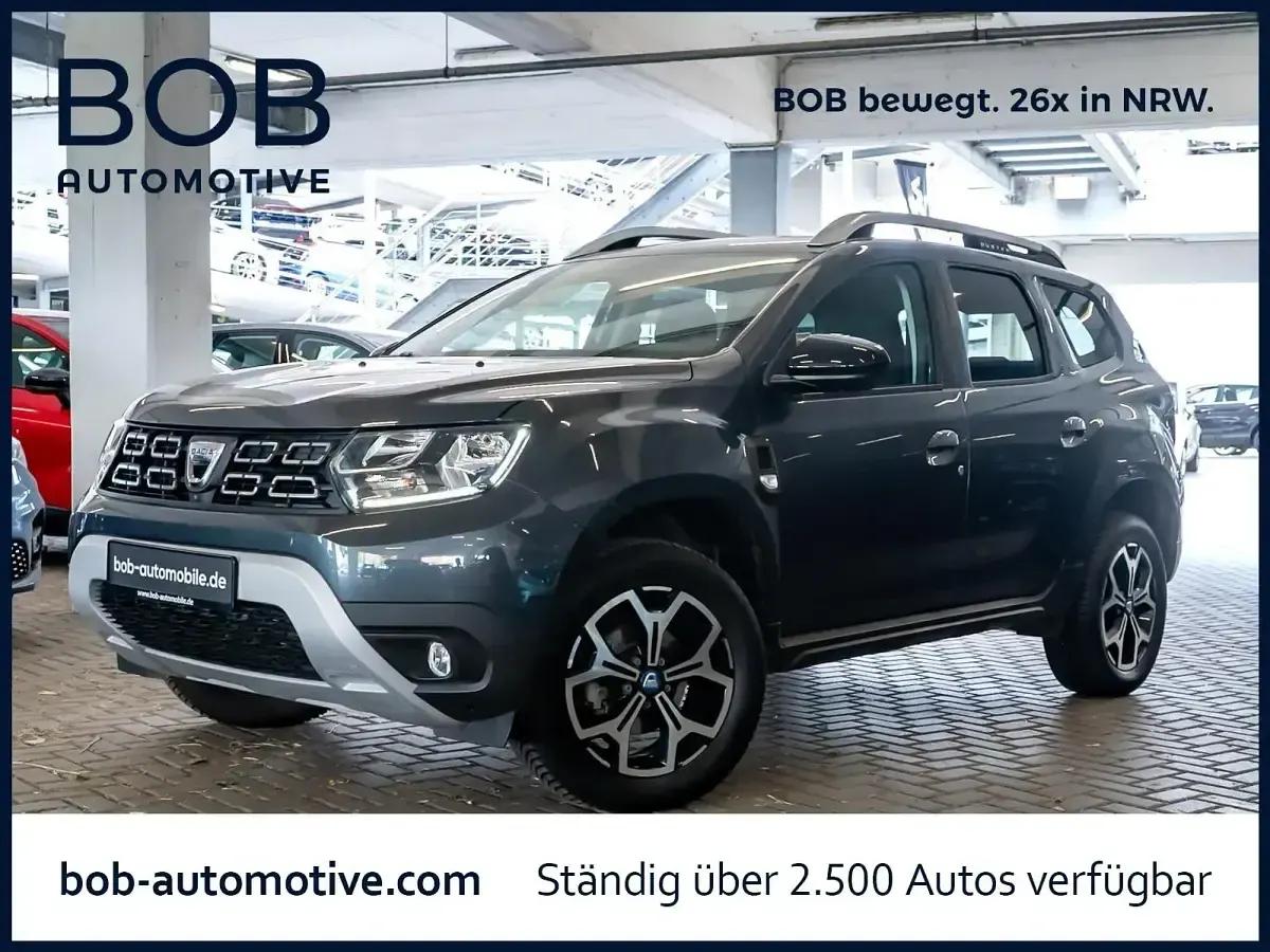 Gebraucht Dacia Duster Celebration 131 PS (96 kW) 2021 SUV