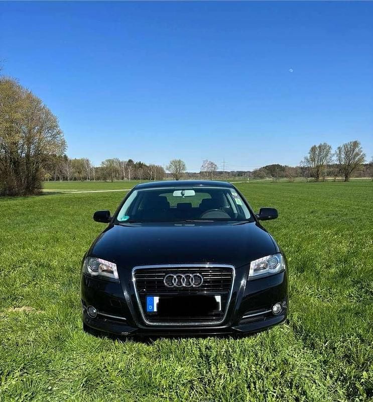 Gebraucht Audi A3 Attraction 125 PS (91 kW) 2011 Schwarz Kleinwagen