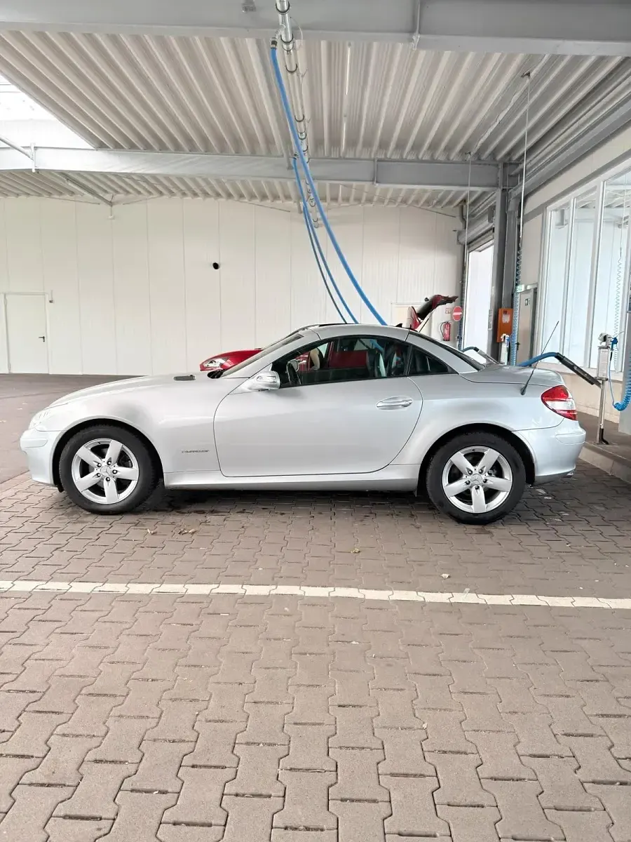 Gebraucht Mercedes SLK200 163 PS (119 kW) 2005 Silber Cabrio