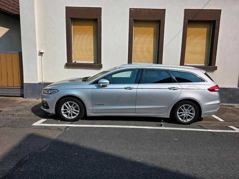 Gebraucht Ford Mondeo 187 PS (137 kW) 2019 Silber Kombi
