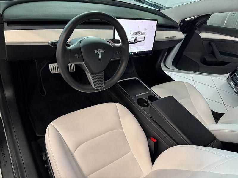 Weiß Gebraucht 2022 Tesla Model 3 Performance Limousine | 30.898 € (Fairer Preis) - Bild 1/4