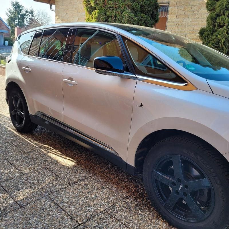 Gebraucht Renault Espace Elysee 224 PS (164 kW) 2018 Weiß Van / Kleinbus