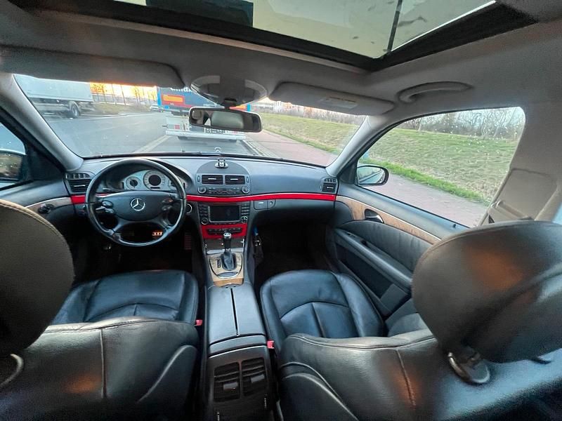 Gebraucht Mercedes E280 231 PS (169 kW) 2006 Schwarz Kombi