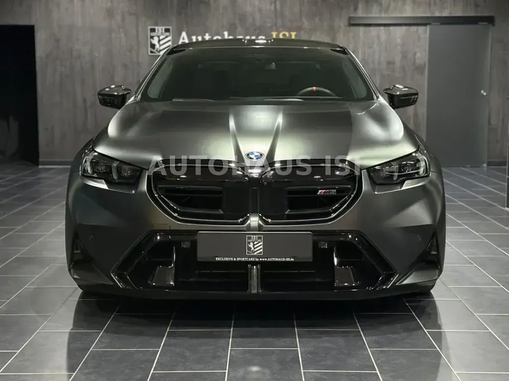 Gebraucht BMW M5 585 PS (430 kW) 2025 Grau Limousine