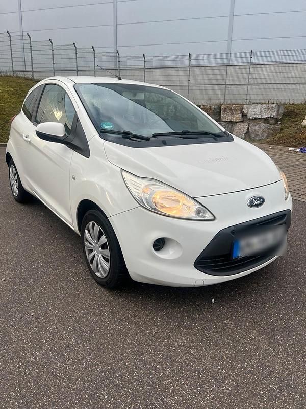 Weiß Gebraucht 2010 Ford Ka Kleinwagen | 1.999 € (Guter Preis) - Bild 1/4