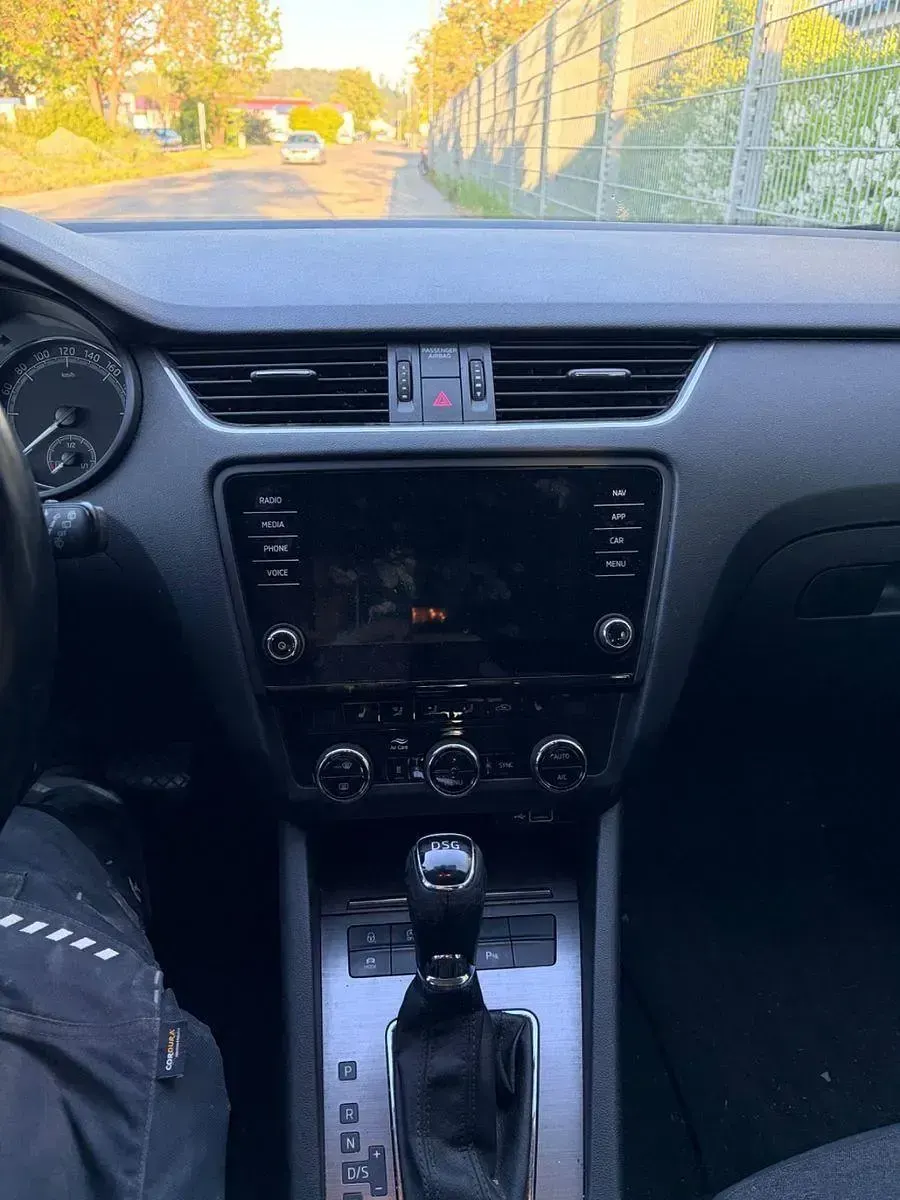Gebraucht Skoda Octavia Soleil 150 PS (110 kW) 2019 Blau Kombi