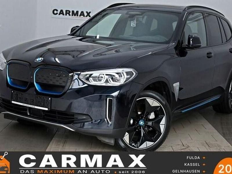 Carbonschwarz metallic (metallic) Gebraucht 2021 BMW iX3 Impressive SUV | 29.900 € (Guter Preis) - Bild 1/4