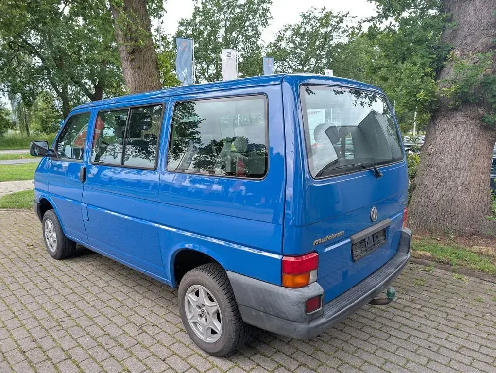 Gebraucht VW Multivan 102 PS (75 kW) 2001 Blau Van / Kleinbus