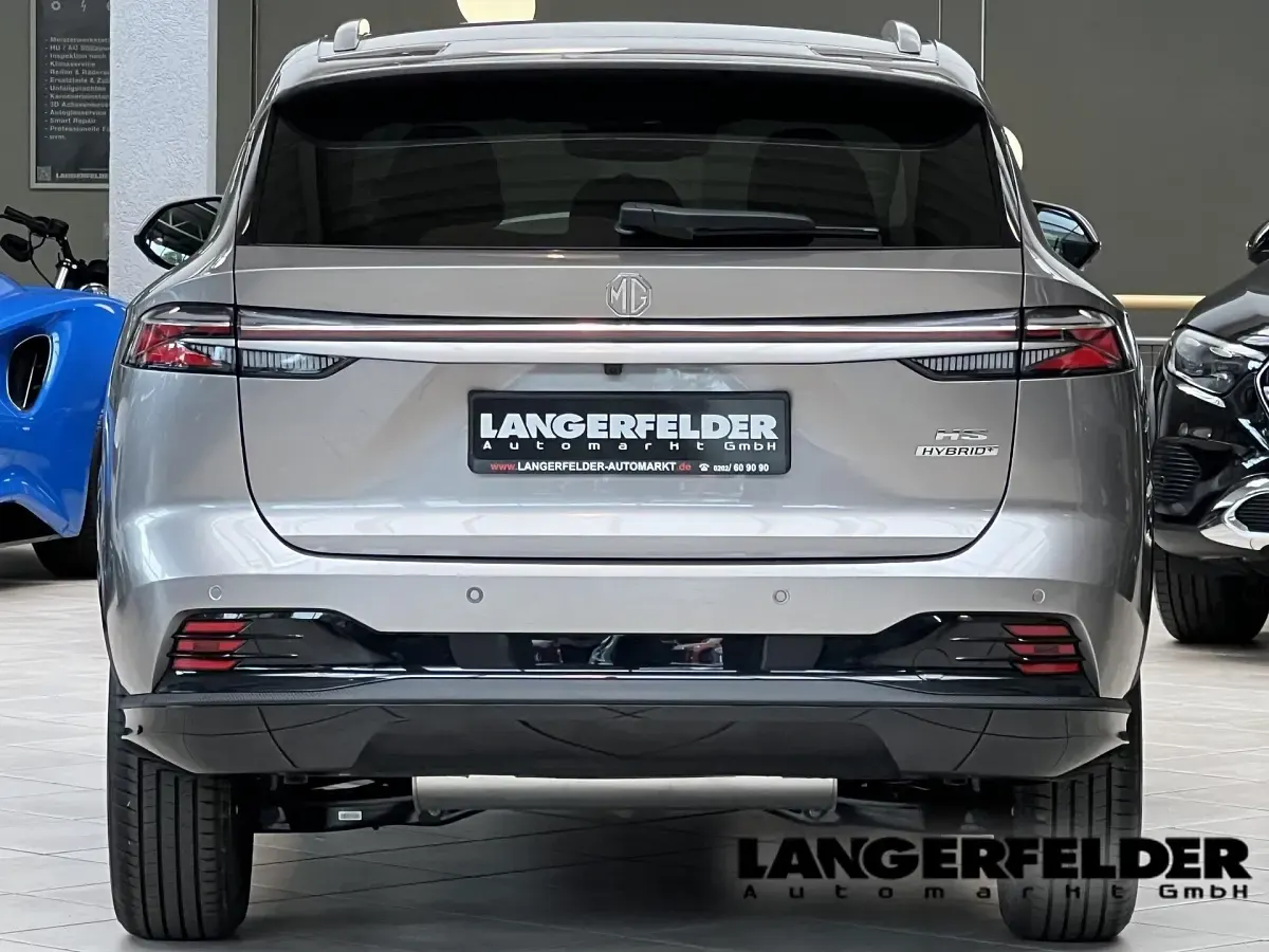 Neu MG HS Luxury 224 PS (164 kW) 2026 Sterling silver SUV