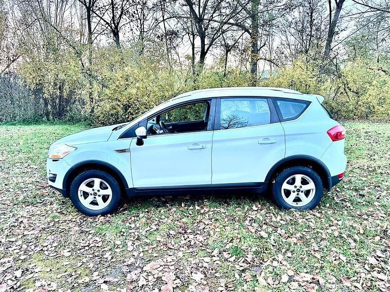 Gebraucht Ford Kuga Trend 136 PS (100 kW) 2008 Weiß SUV