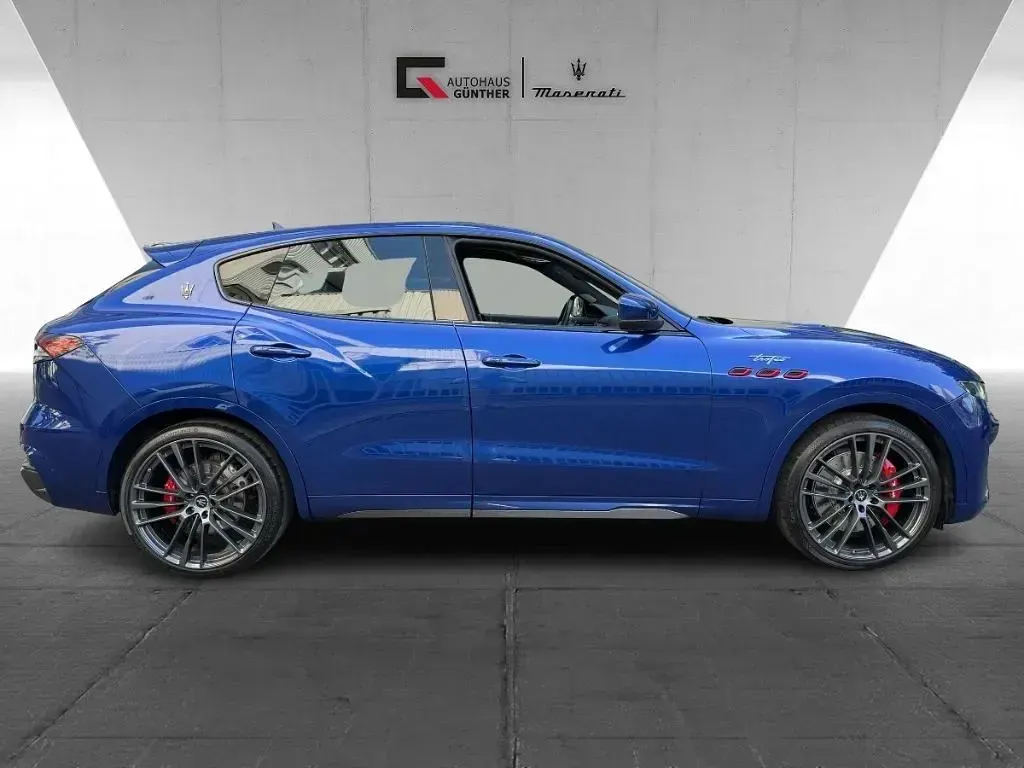 Gebraucht Maserati Levante 581 PS (427 kW) 2024 Blu emozione SUV