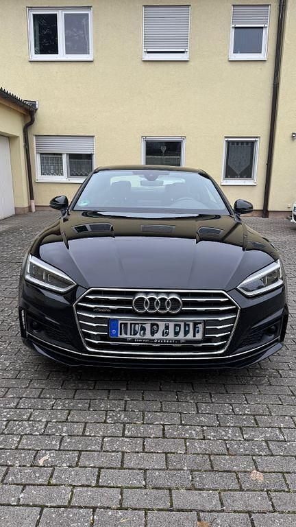 Gebraucht Audi A5 Ambiente 330 PS (242 kW) 2016 Schwarz Coupé