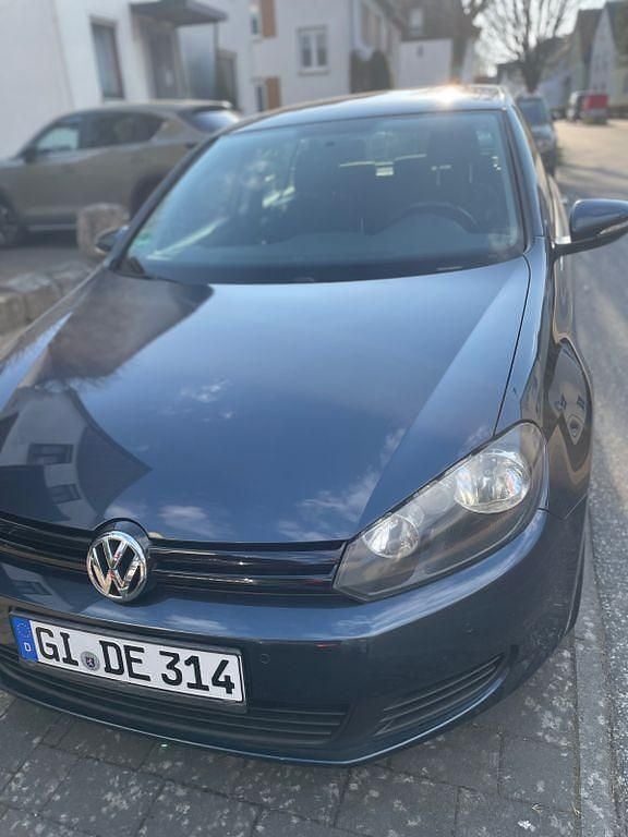 Gebraucht VW Golf VI 80 PS (58 kW) 2010 Blau Kleinwagen