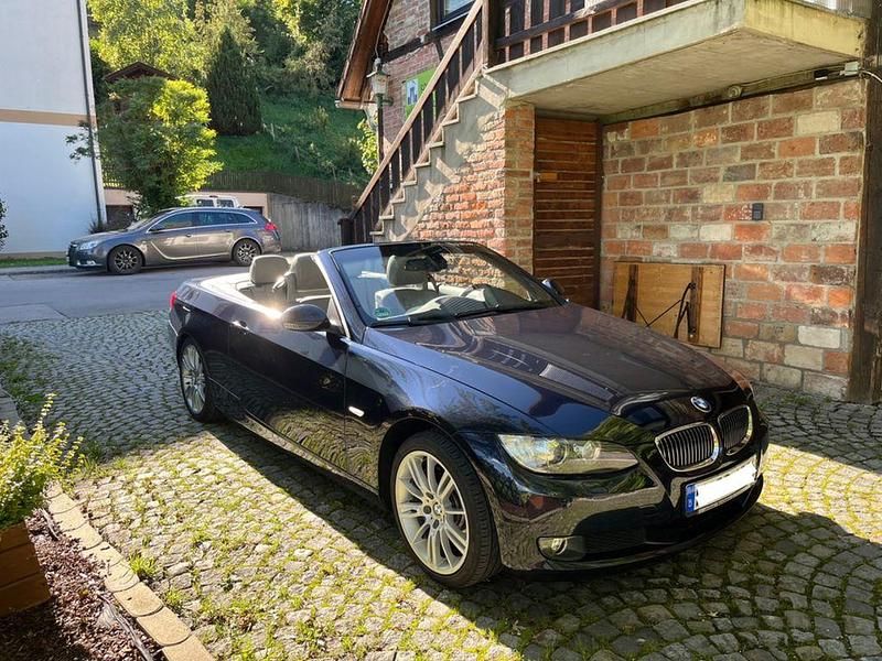 Blau Gebraucht 2008 BMW 330 Cabriolet Comfort Edition Cabrio | 14.800 € (Fairer Preis) - Bild 1/4