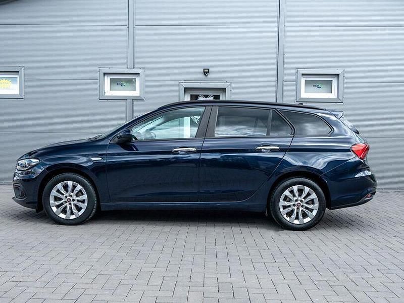 Gebraucht Fiat Tipo Easy 95 PS (69 kW) 2017 Colore esterno (new blu (vr71 Kombi