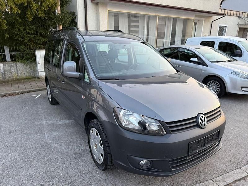 Gebraucht VW Caddy Maxi 109 PS (80 kW) 2011 Grau Van / Kleinbus