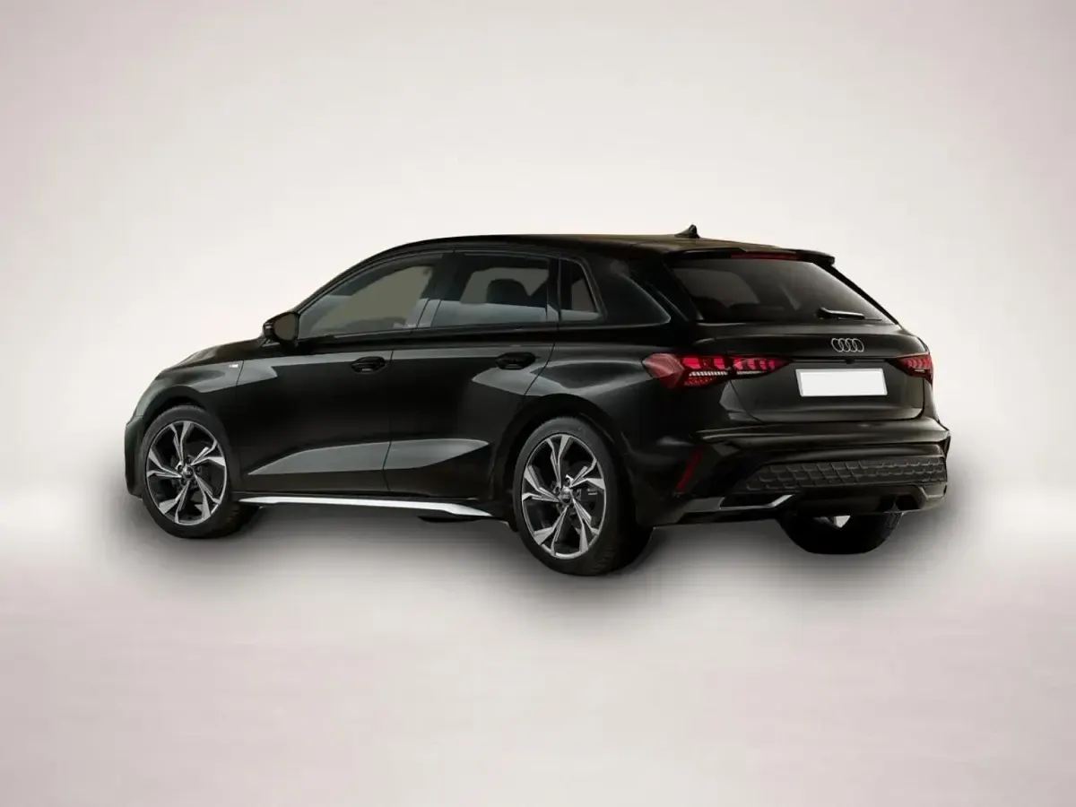 Neu Audi A3 S-Line 150 PS (110 kW) 2026 Manufacturer Limousine