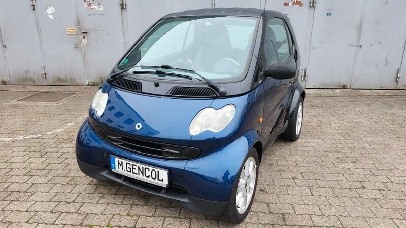 Schwarz Gebraucht 2005 Smart ForTwo Coupé Basis Coupé | 2.900 € (Teuer) - Bild 1/4