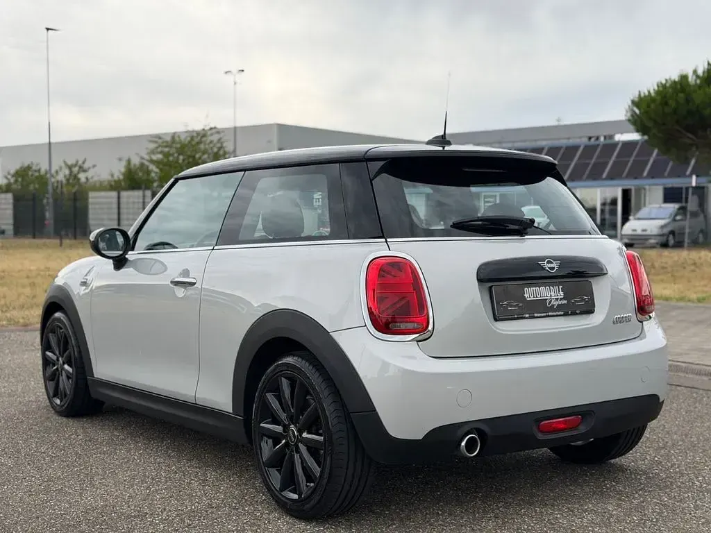 Gebraucht Mini Cooper 136 PS (100 kW) 2020 Silber Kleinwagen