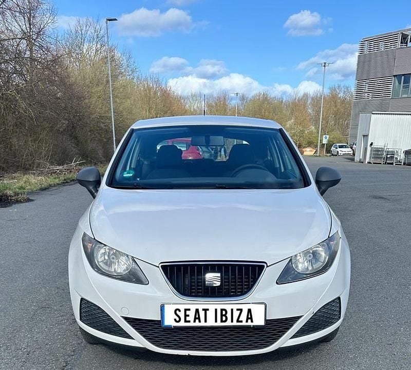 Gebraucht Seat Ibiza SC Style 69 PS (50 kW) 2010 Weiß Kleinwagen