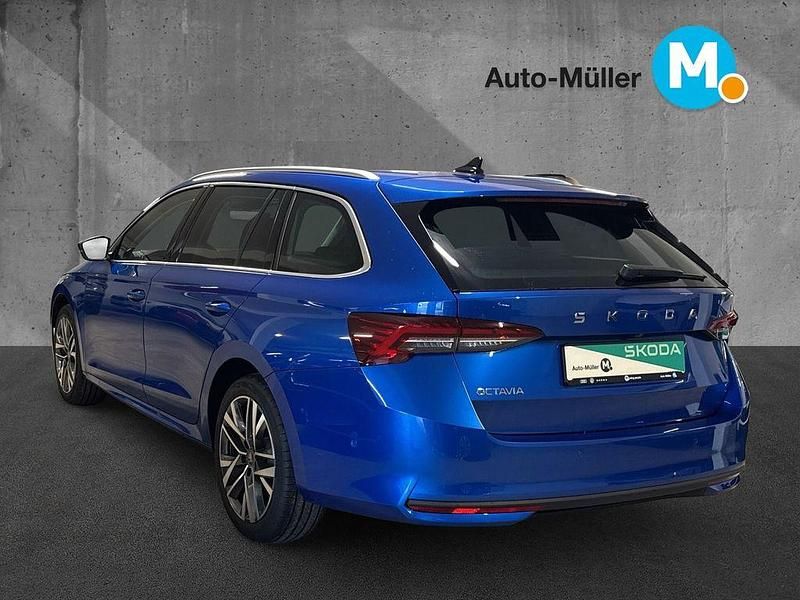 Neu Skoda Octavia 150 PS (110 kW) 2026 Blau Kombi