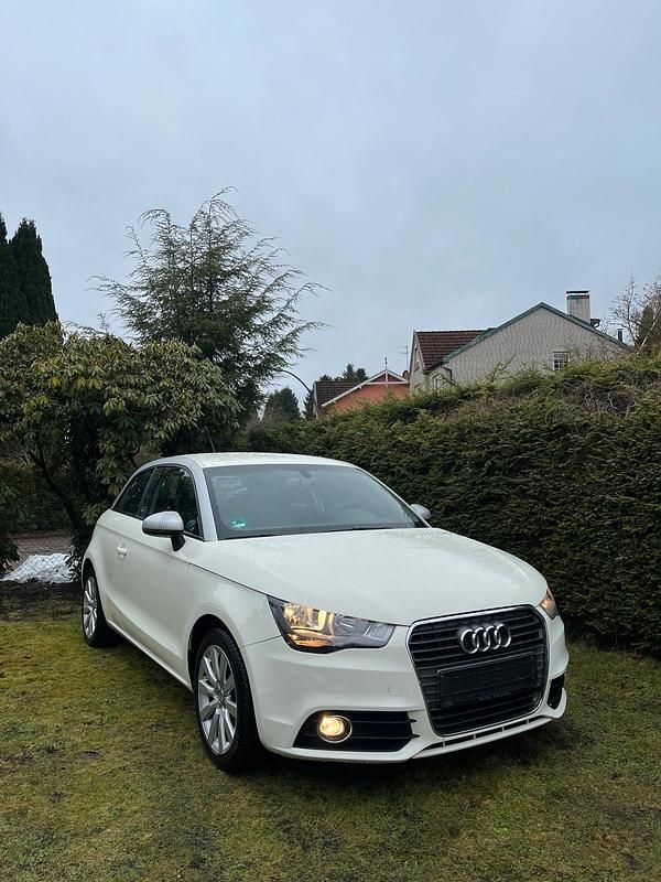 Gebraucht Audi A1 Ambition 86 PS (63 kW) 2012 Weiß Kleinwagen