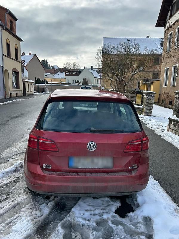 Gebraucht VW Golf VII 110 PS (80 kW) 2014 Rot Kombi