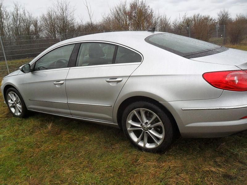 Silber Gebraucht 2009 VW Passat Sport Limousine | 3.999 € (Guter Preis) - Bild 1/4
