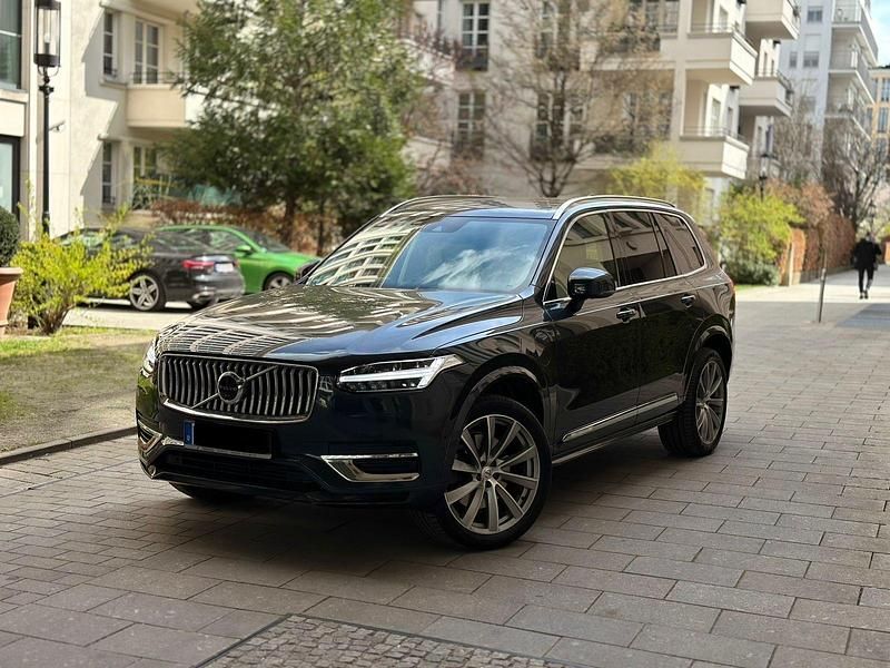 Grau Gebraucht 2021 Volvo XC90 SUV | 44.500 € (Superpreis) - Bild 1/4