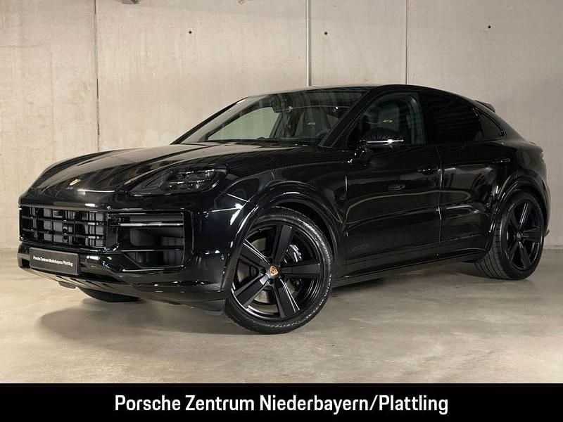 Neu Porsche Cayenne GTS 500 PS (367 kW) 2025 Schwarz SUV