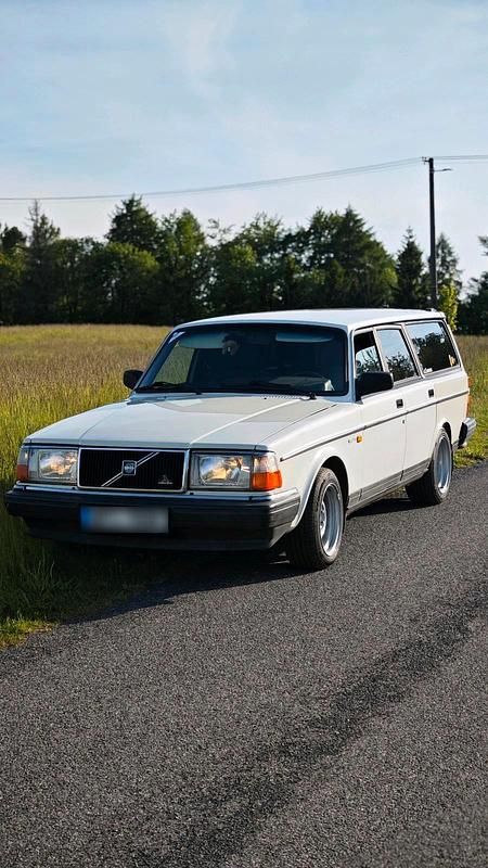 Gebraucht Volvo 240 116 PS (85 kW) 1991 Weiß Kombi