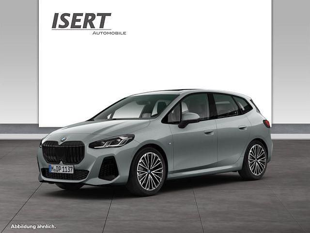 Gebraucht 2023 BMW 220 Active Tourer M Sport Van / Kleinbus | 35.890 € (Teuer) - Bild 1/1