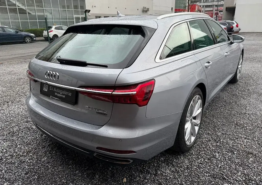 Gebraucht Audi A6 Sport 265 PS (194 kW) 2021 Silber Kombi