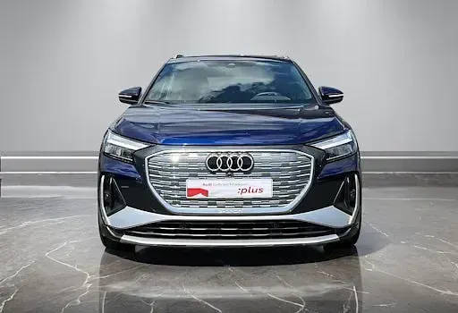 Gebraucht Audi Q4 e-tron Ambiente 210 kW (286 PS) 2025 Blau SUV