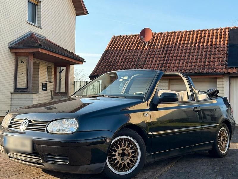 Gebraucht VW Golf Cabriolet 116 PS (85 kW) 2001 Schwarz Cabrio