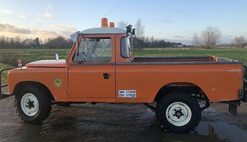Gebraucht Land Rover 3 63 PS (46 kW) 1983 Orange SUV