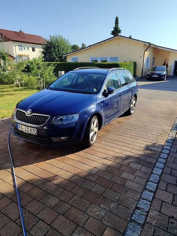 Gebraucht 2016 Skoda Octavia Joy Kombi | 9.500 € (Guter Preis) - Bild 1/4