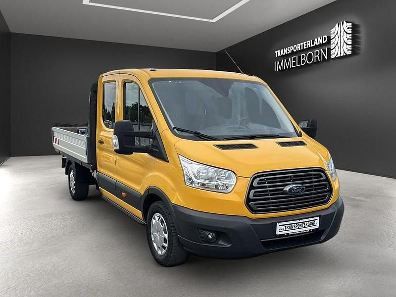 Second-hand Ford Transit 131 CP (96 kW) 2019 Galben Monovolum