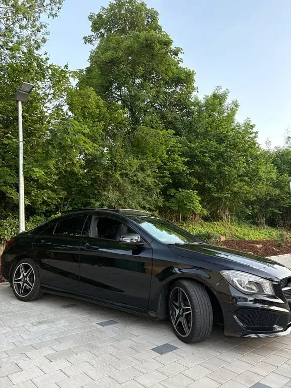 Gebraucht Mercedes CLA220 AMG line 170 PS (125 kW) 2013 Schwarz Coupé