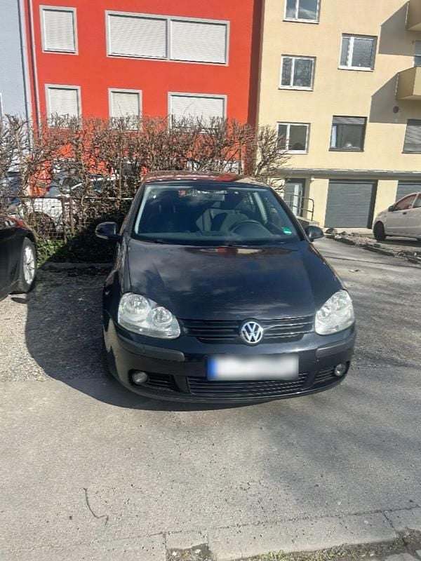 Second-hand VW Golf IV 2005 Negru Hatchback