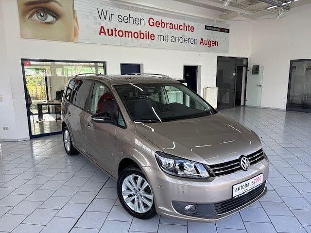 Gebraucht VW Touran Style 105 PS (77 kW) 2012 Beige Van / Kleinbus